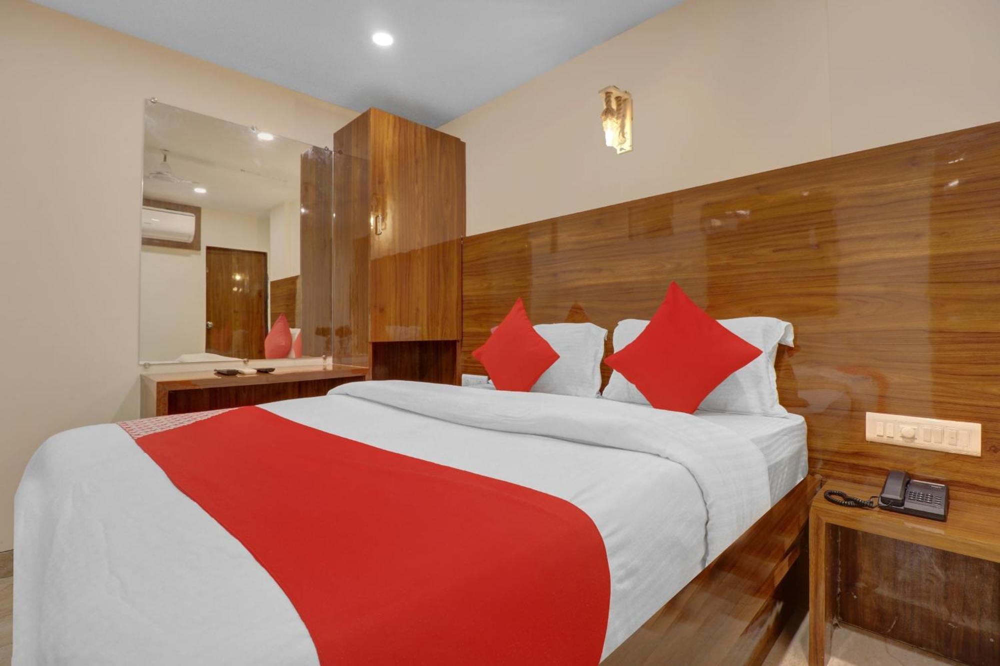 Hotel O Royal Park Mumbai Exterior foto